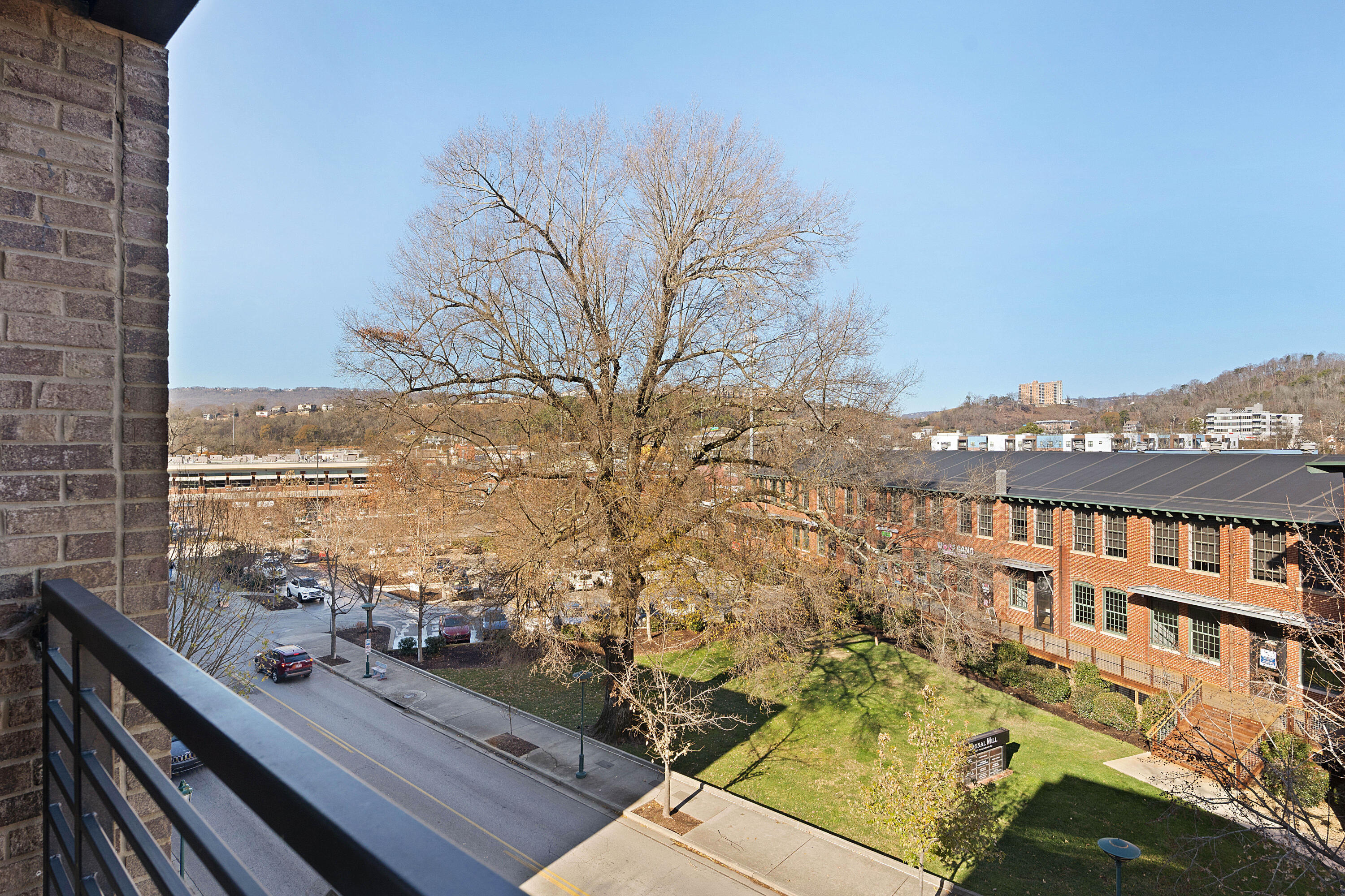 200 Manufacturers Road, Unit 445 Chattanooga, TN 37405 - Photo 28 of 52 15 - 200 Manufacturers_445 - Interior