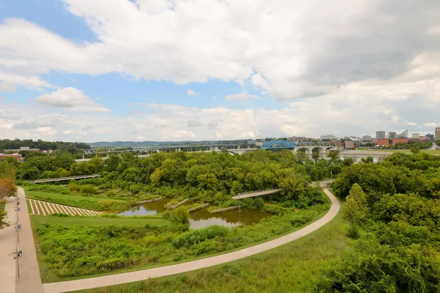 $525,000 | 200 Manufacturers Road, Unit 445, Chattanooga, TN 37405