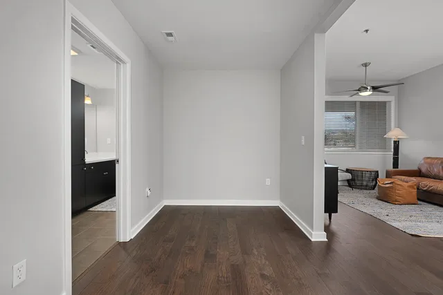 $525,000 | 200 Manufacturers Road, Unit 445, Chattanooga, TN 37405