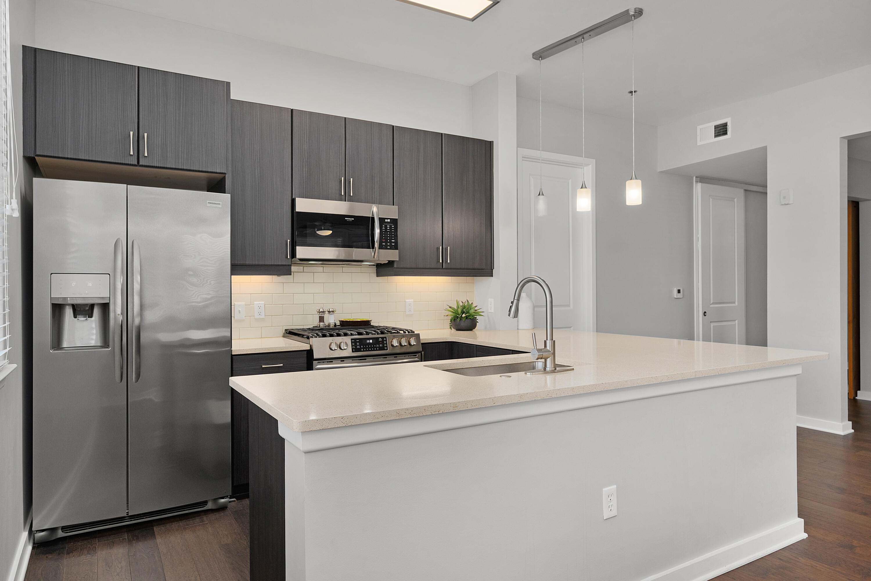 200 Manufacturers Road, Unit 445 Chattanooga, TN 37405 - Photo 10 of 52 07 - 200 Manufacturers_445 - Interior