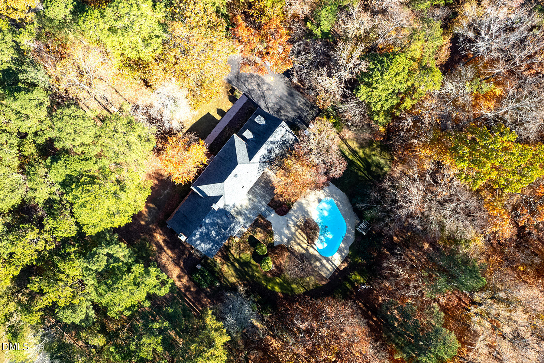 14263 Wyndfield Circle Raleigh, NC 27615 - Photo 6 of 74 14236 Wyndfield_fall_pics-6