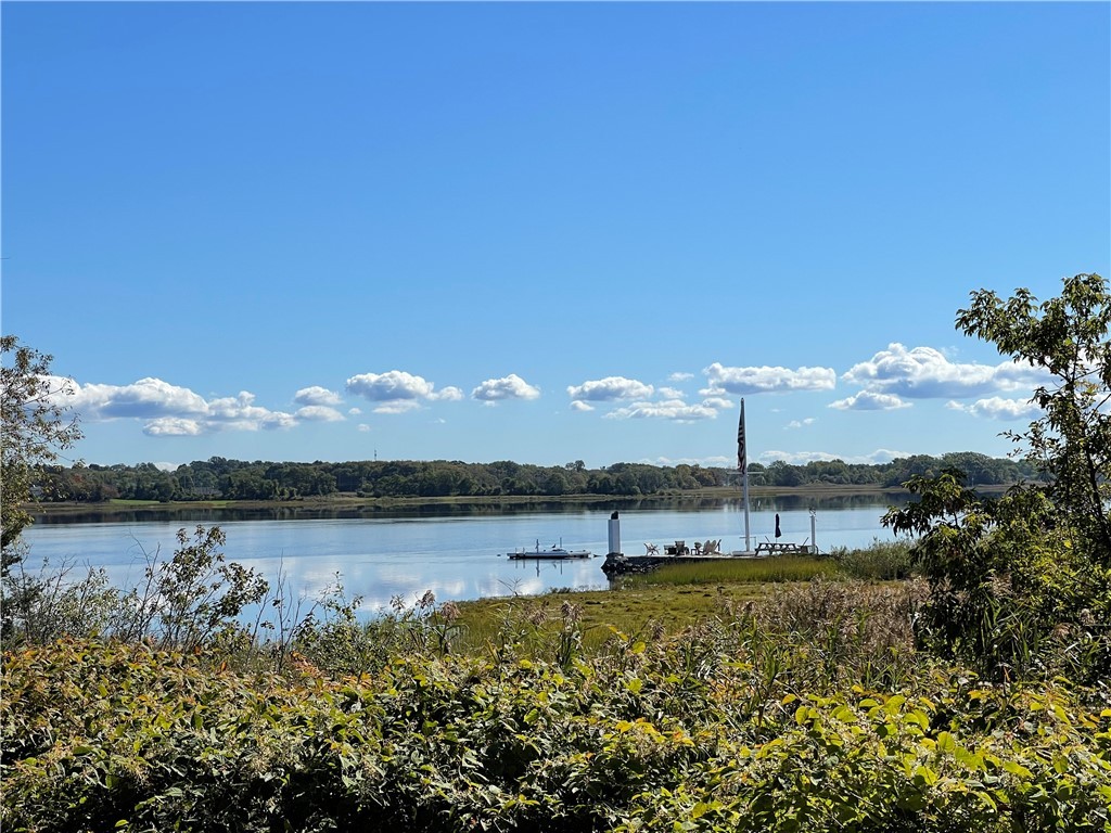 6 Baron Road Barrington, RI 02806 - Photo 23 of 27