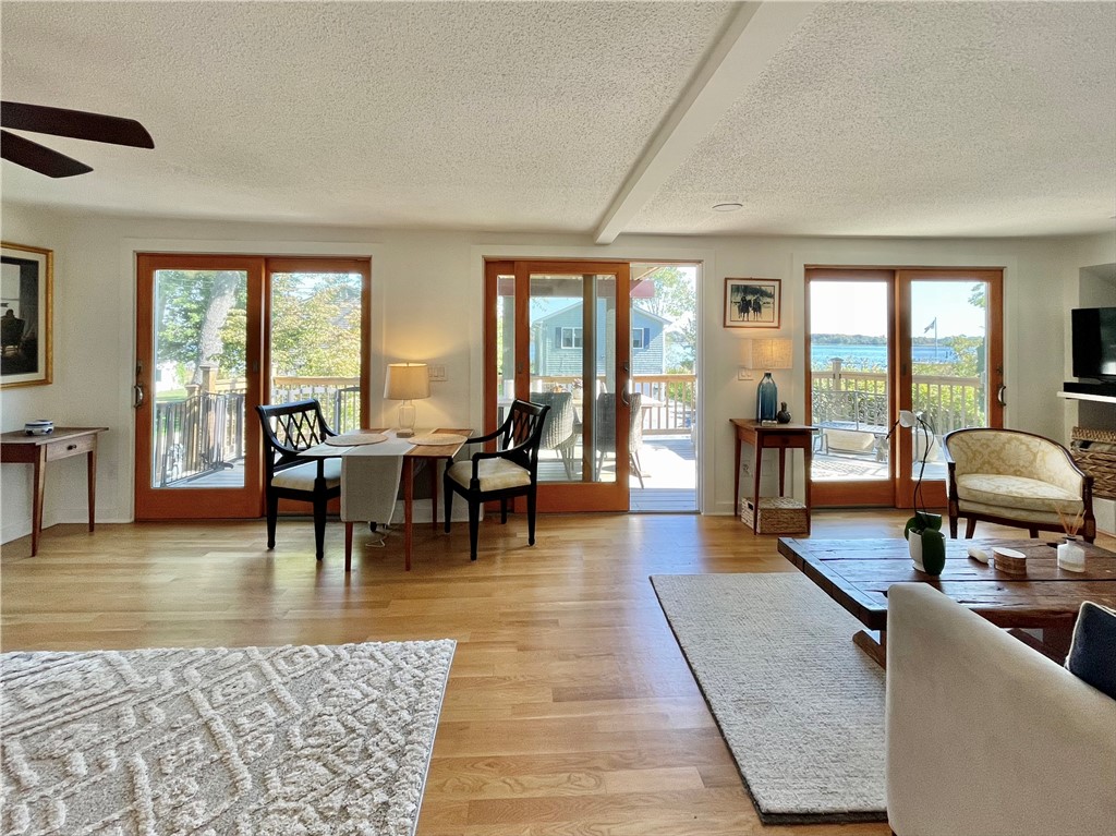 6 Baron Road Barrington, RI 02806 - Photo 4 of 27