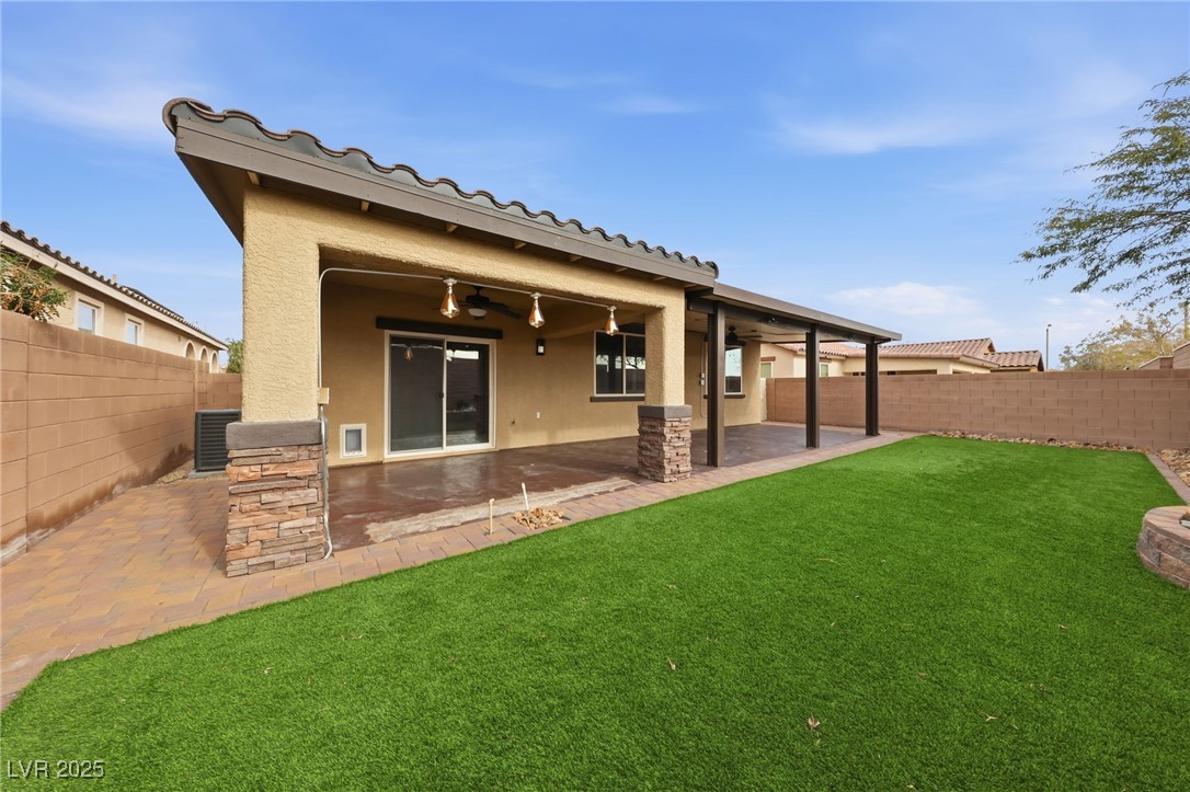 7447 Alamo Ranch Avenue Las Vegas, NV 89179 - Photo 16 of 17