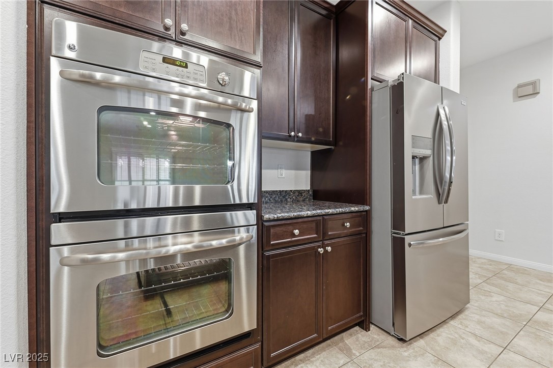 7447 Alamo Ranch Avenue Las Vegas, NV 89179 - Photo 5 of 17