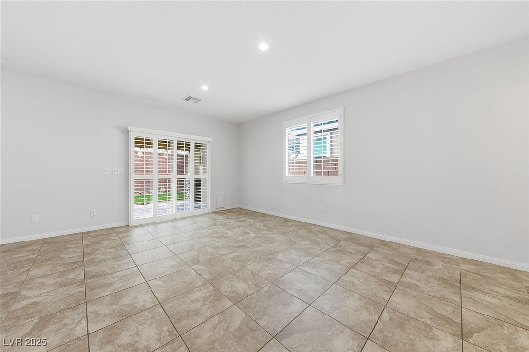 7447 Alamo Ranch Avenue Las Vegas, NV 89179 - Photo 7 of 17