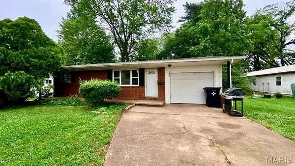 $139,500 | 330 East 3rd Street, West Plains, MO 65775