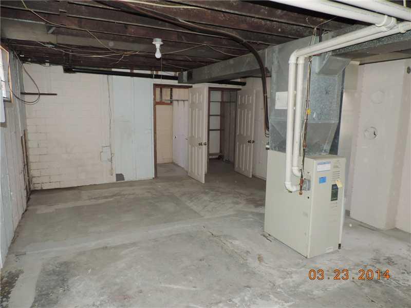 290 Amsler Road Economy, PA 15143 - Photo 14 of 17 Basement/Game Room.