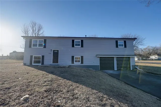 $335,000 | 16200 Terry Avenue, Belton, MO 64012