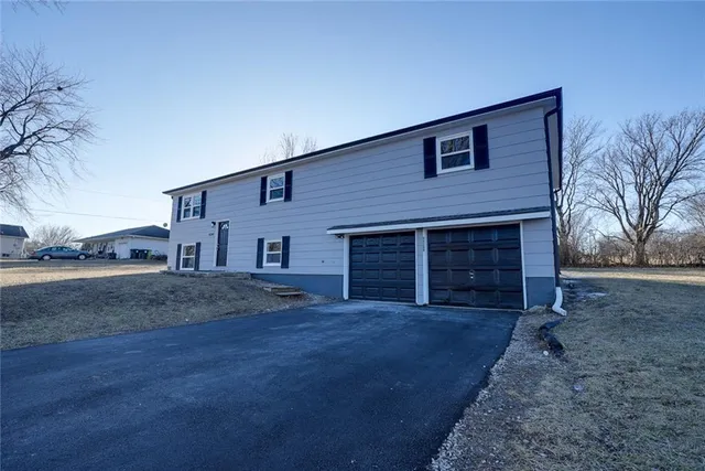 $335,000 | 16200 Terry Avenue, Belton, MO 64012