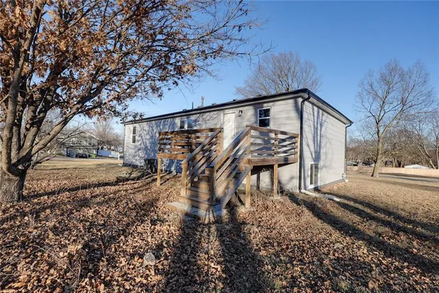 $335,000 | 16200 Terry Avenue, Belton, MO 64012