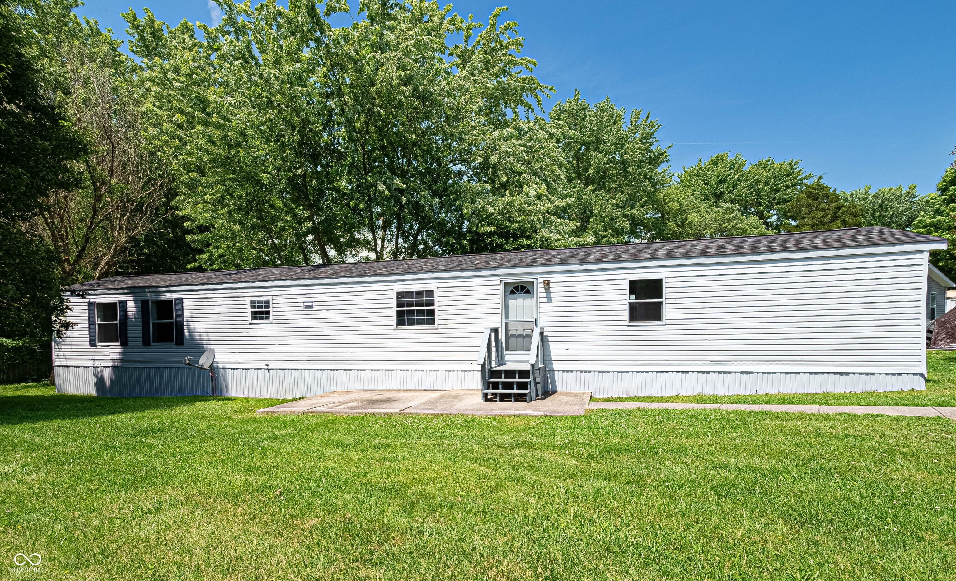 292 Bubble Loo Road Cloverdale, IN 46120 - Photo 2 of 32