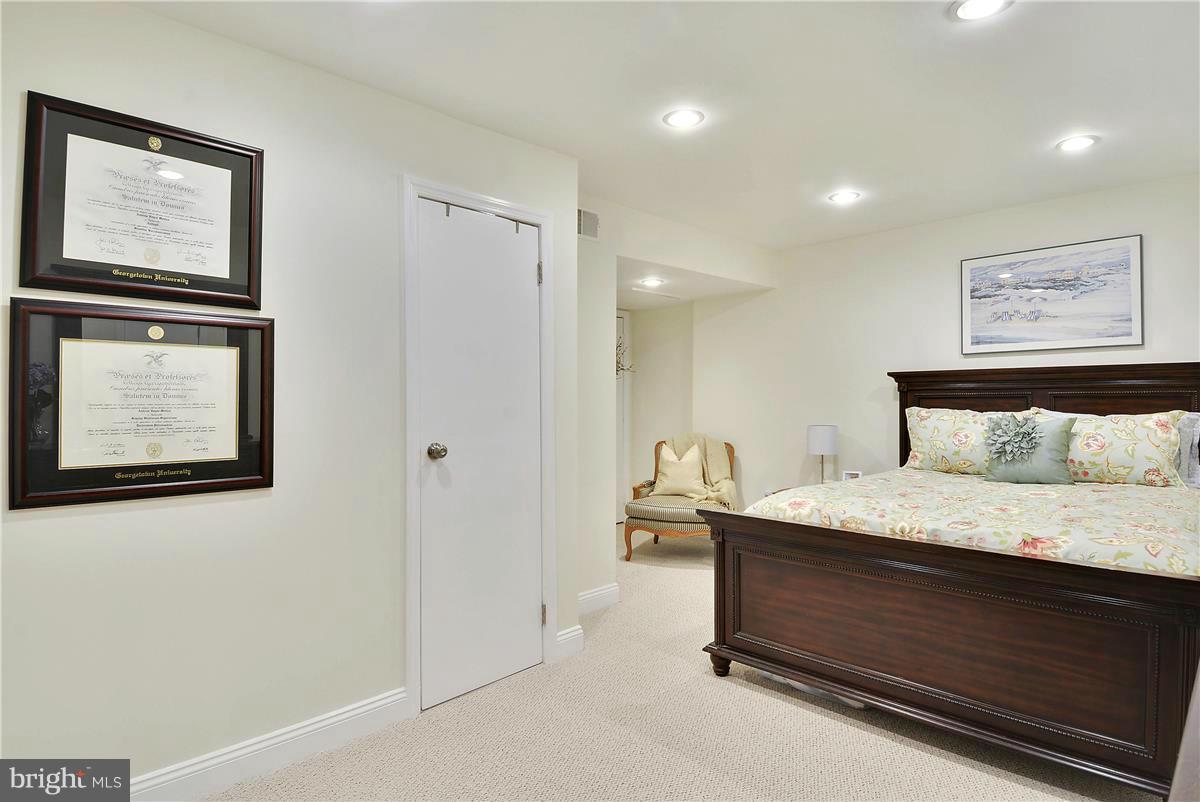 7310 Greentree Road Bethesda, MD 20817 - Photo 23 of 30 Basement