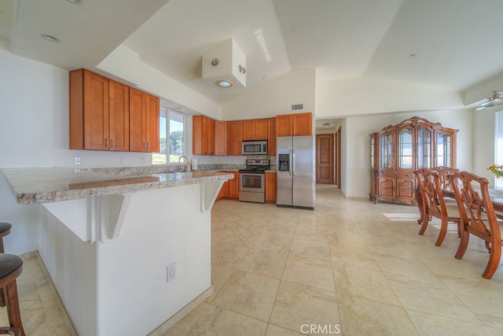 1991 Via Ladera Fallbrook, CA 92028 - Photo 11 of 69