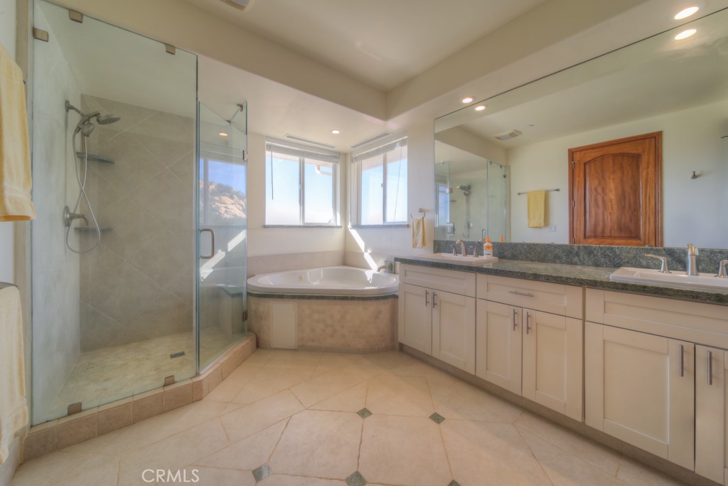 1991 Via Ladera Fallbrook, CA 92028 - Photo 25 of 69