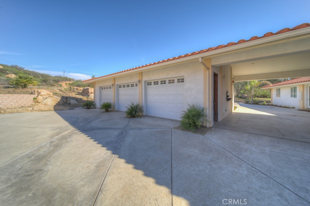 1991 Via Ladera Fallbrook, CA 92028 - Photo 36 of 69