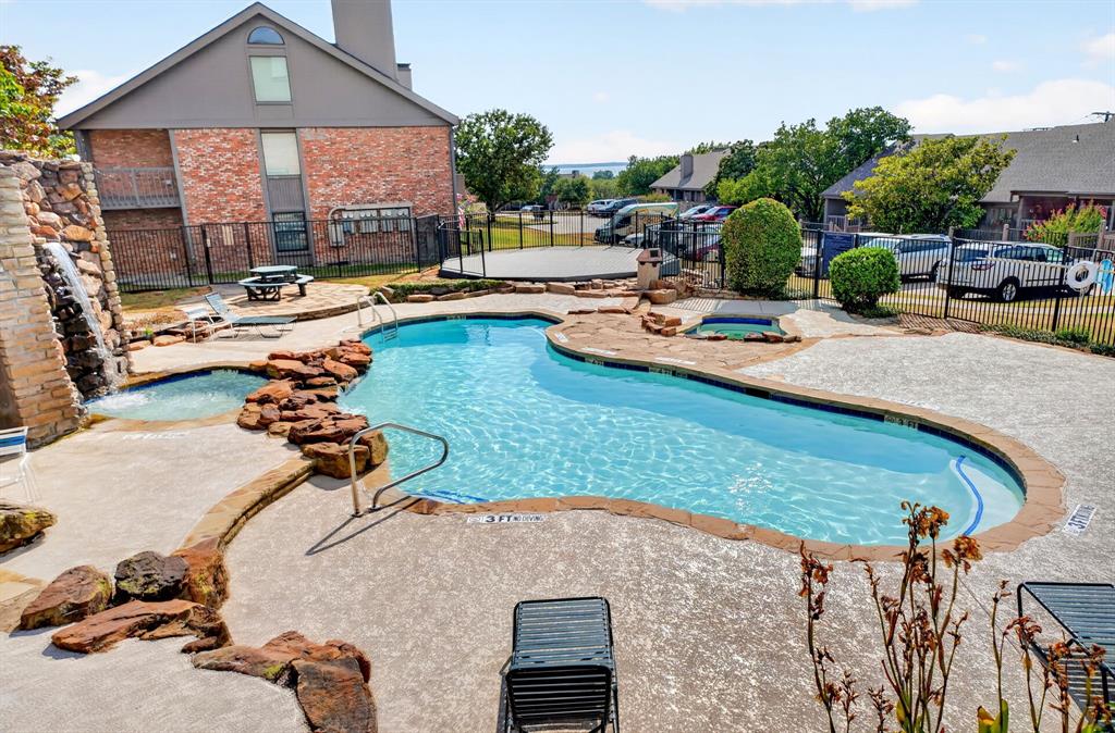 807 Signal Ridge Place Rockwall, TX 75032 - Photo 1 of 13 Community Pool