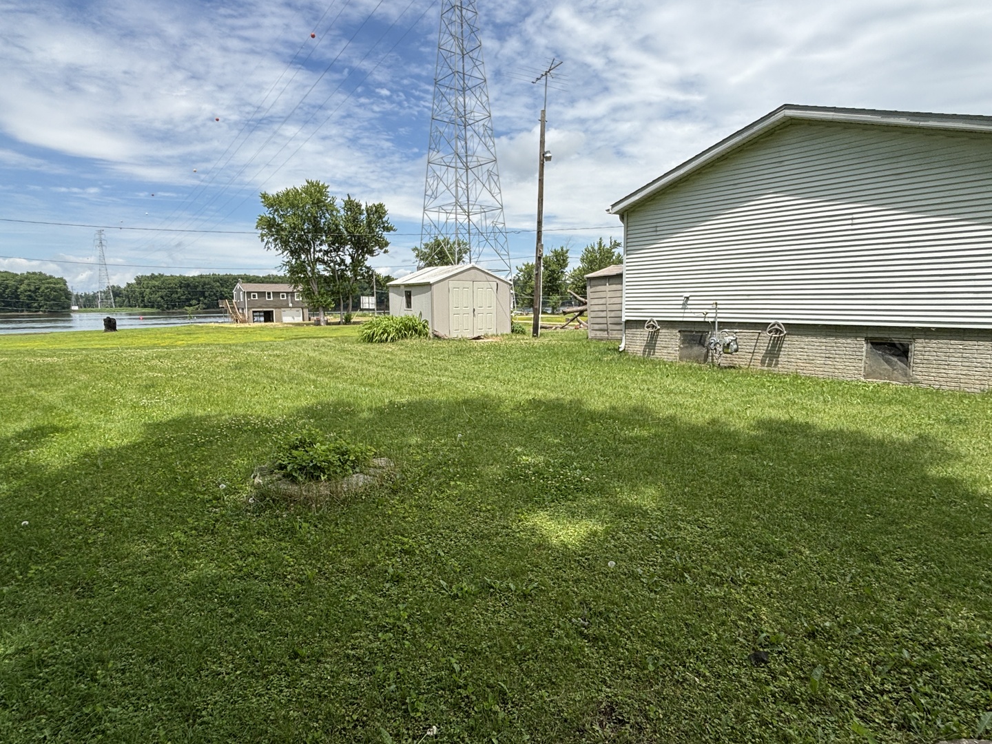 14829 Vans Road Fulton, IL 61252 - Photo 2 of 16