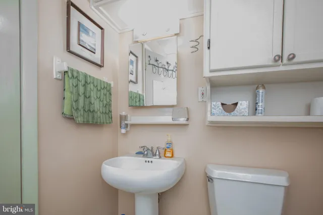 $259,000 | 1530 Riverside Drive, Trenton, NJ 08618