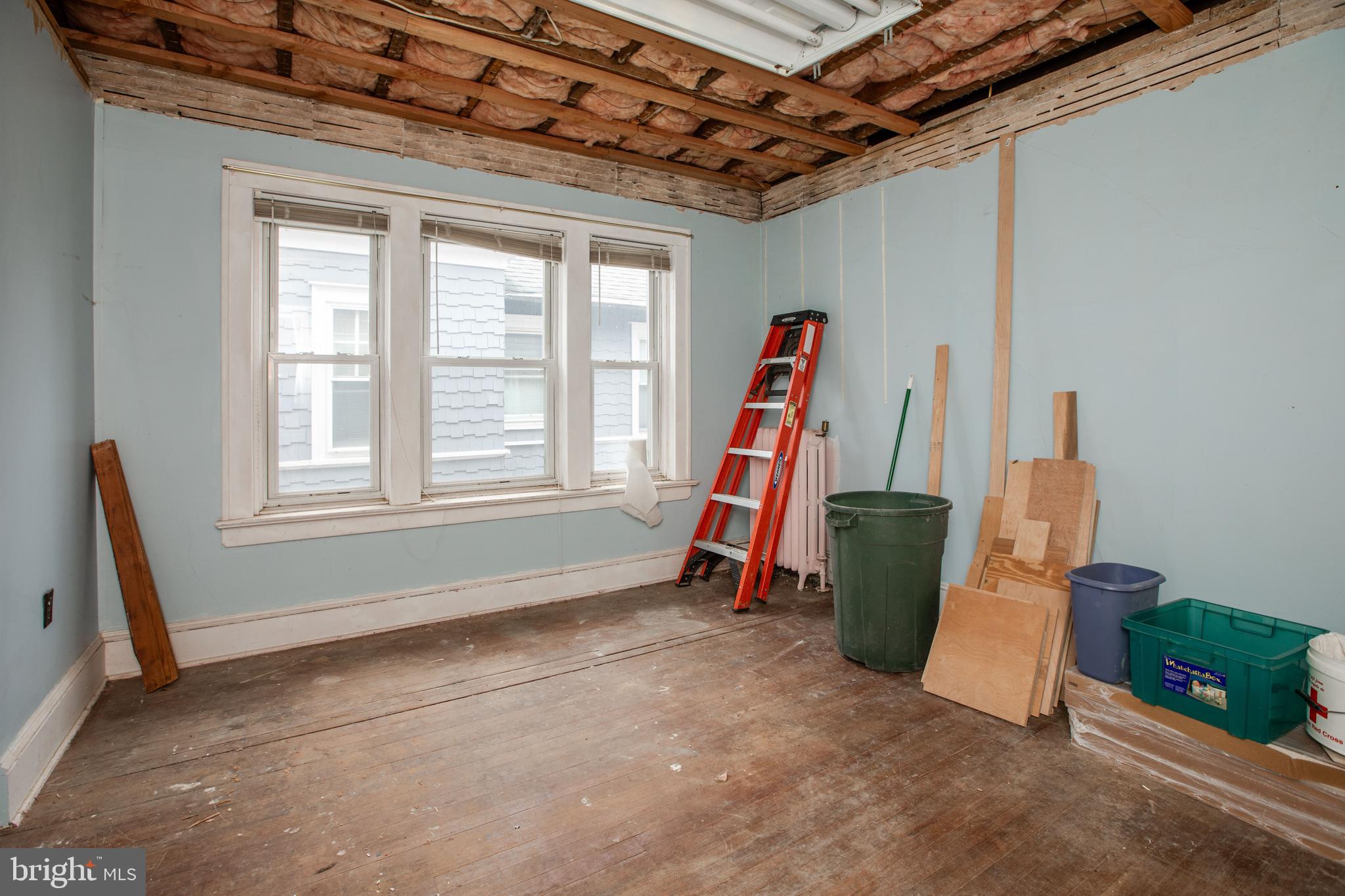 1530 Riverside Drive Trenton, NJ 08618 - Photo 18 of 36 a view of a room with gym equipment