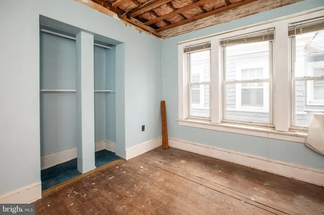 $259,000 | 1530 Riverside Drive, Trenton, NJ 08618