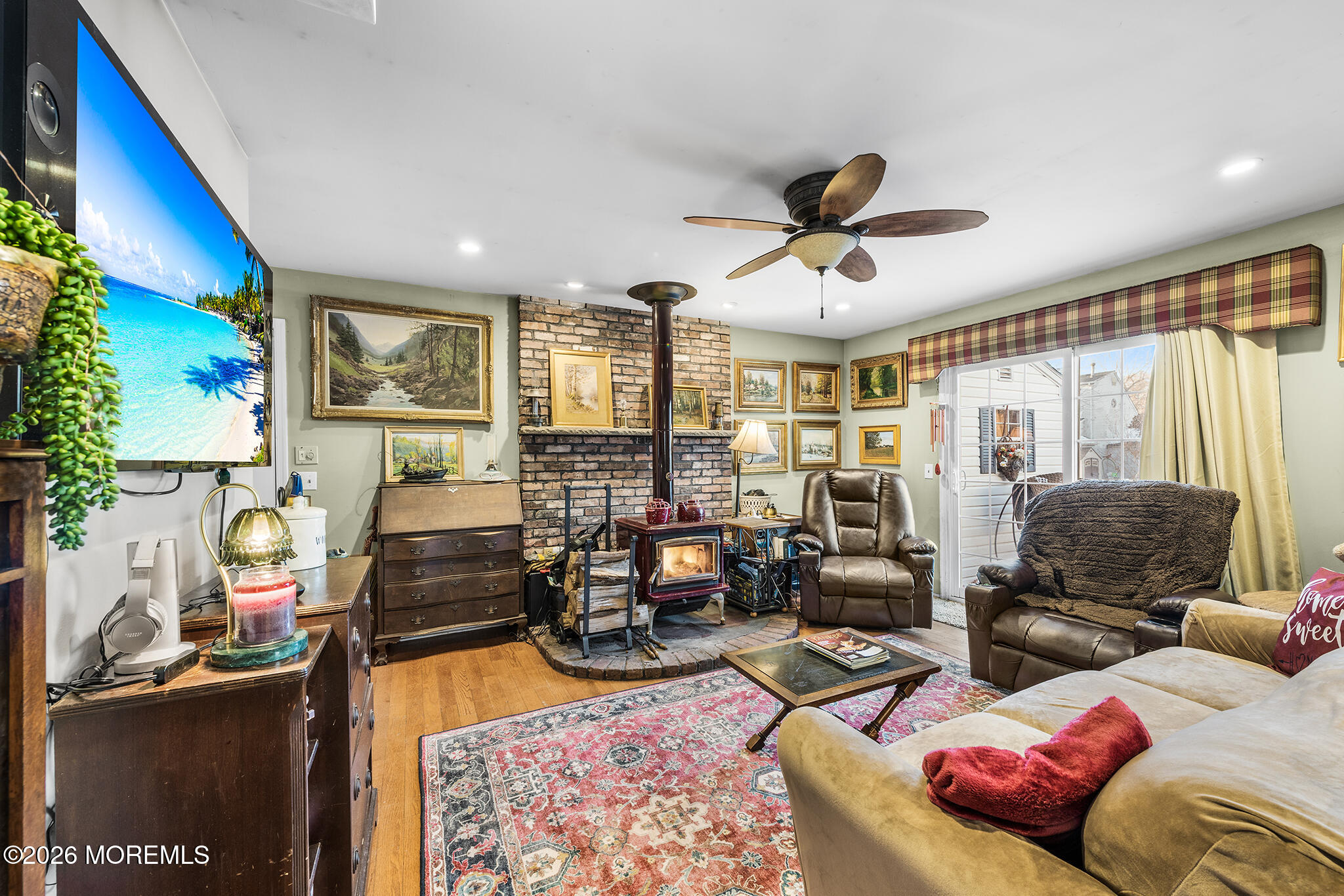 28 Standish Drive Howell, NJ 07731 - Photo 11 of 43 28 Standish Dr, Howell, NJ-14