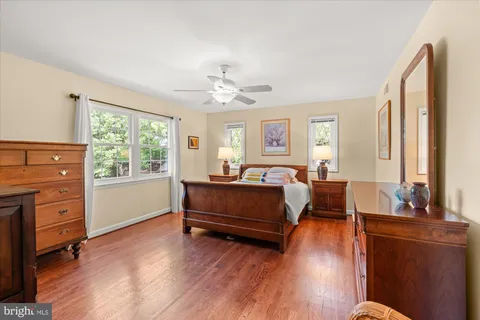 $1,250,000 | 3800 Ridgelea Drive, Fairfax, VA 22031