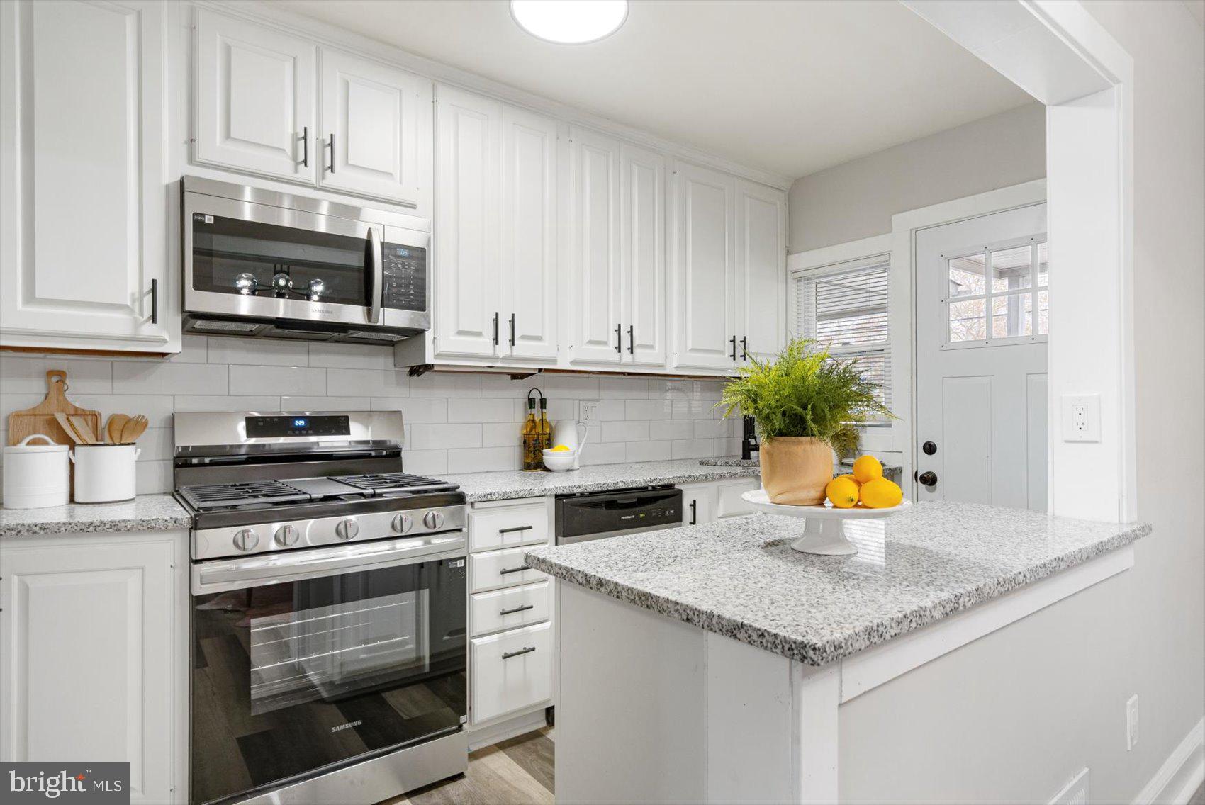 1405 Delvale Avenue Baltimore, MD 21222 - Photo 15 of 36