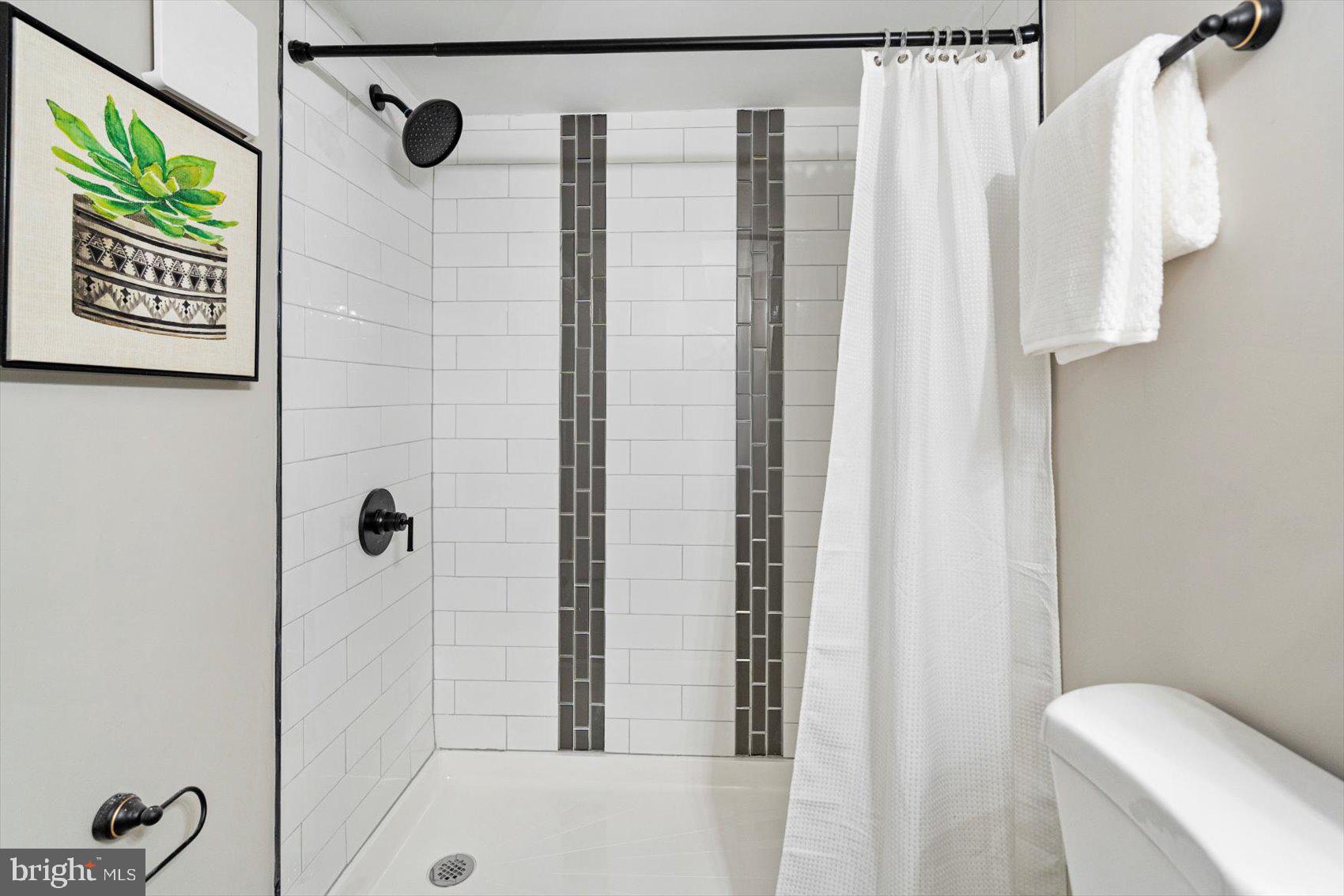 1405 Delvale Avenue Baltimore, MD 21222 - Photo 23 of 36