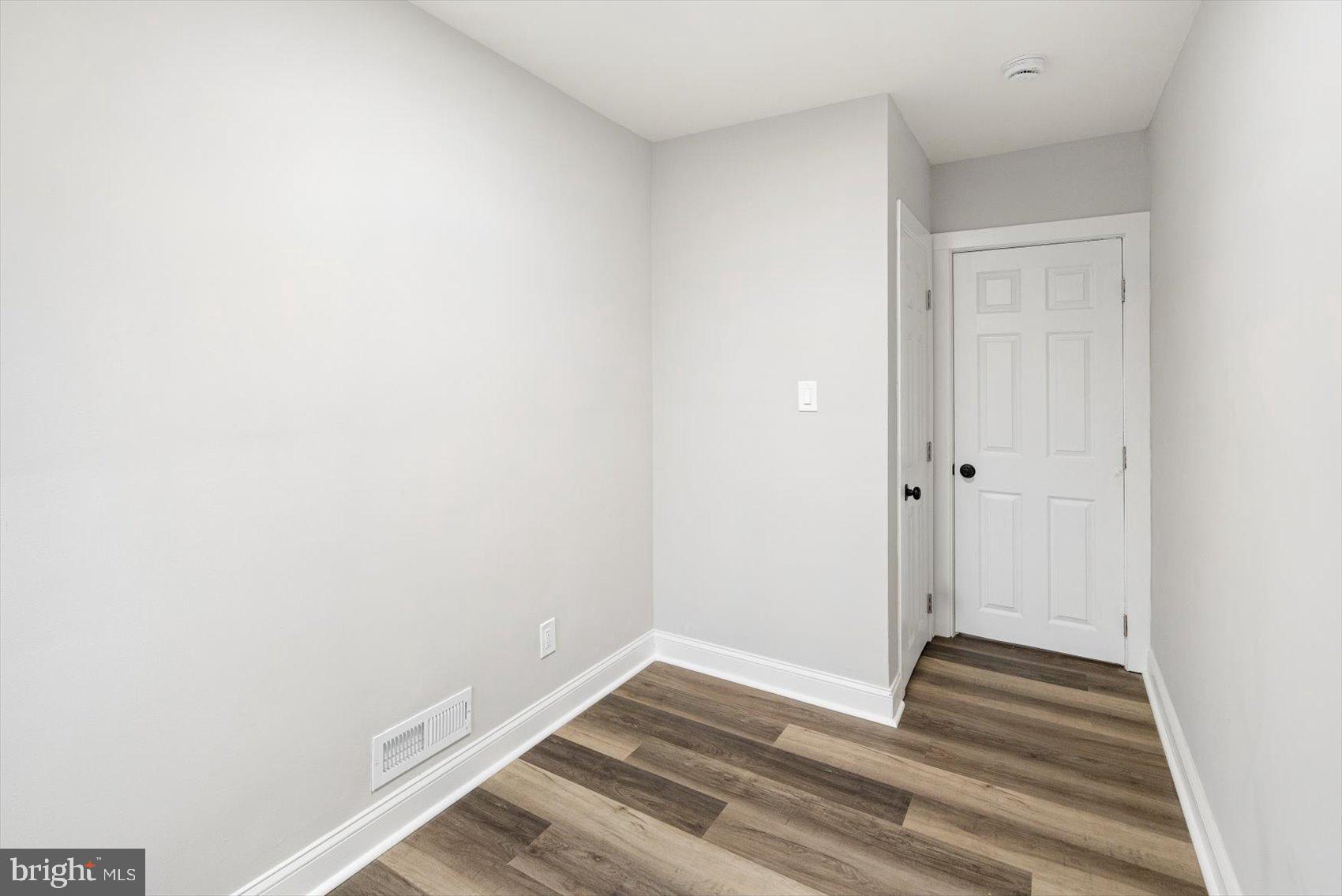 1405 Delvale Avenue Baltimore, MD 21222 - Photo 25 of 36