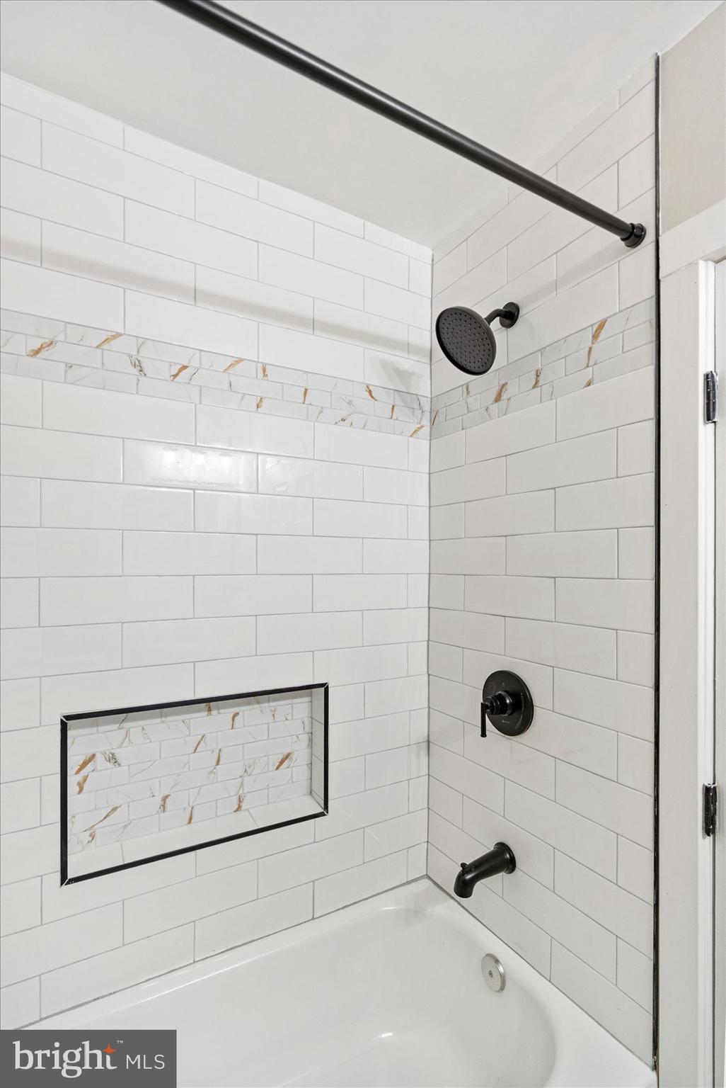 1405 Delvale Avenue Baltimore, MD 21222 - Photo 31 of 36