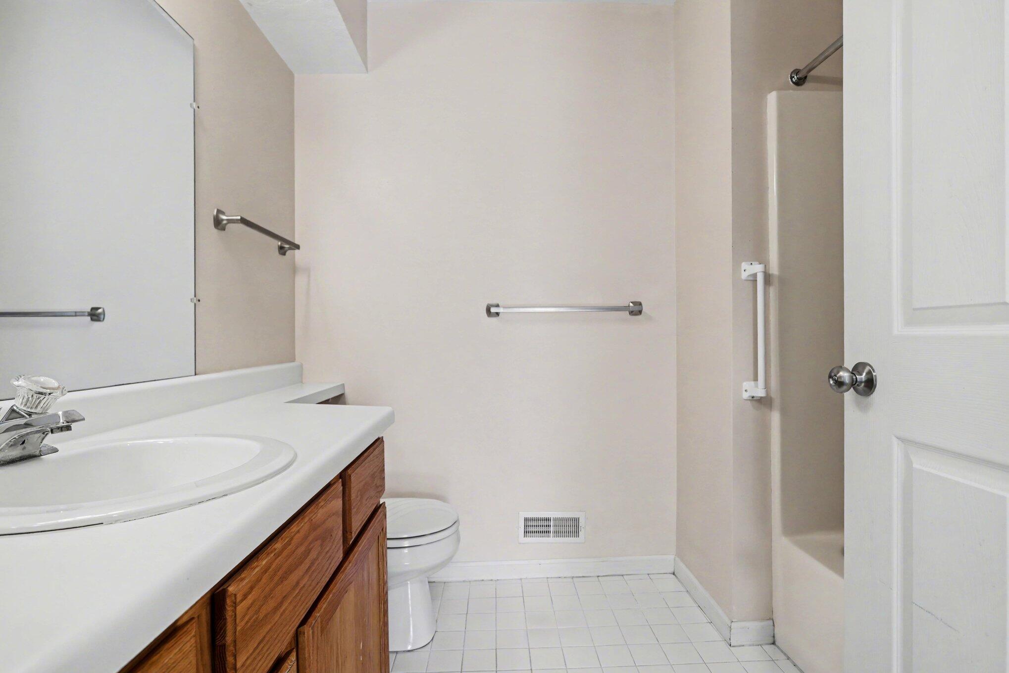 354 Butler Court Marshall, MI 49068 - Photo 12 of 19 012_file_8370