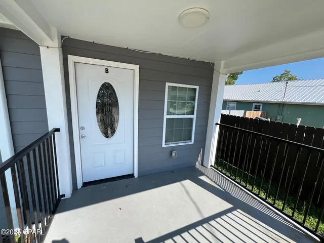 $1,600 | 1706 Lake Avenue, Unit B, Panama City, FL 32401