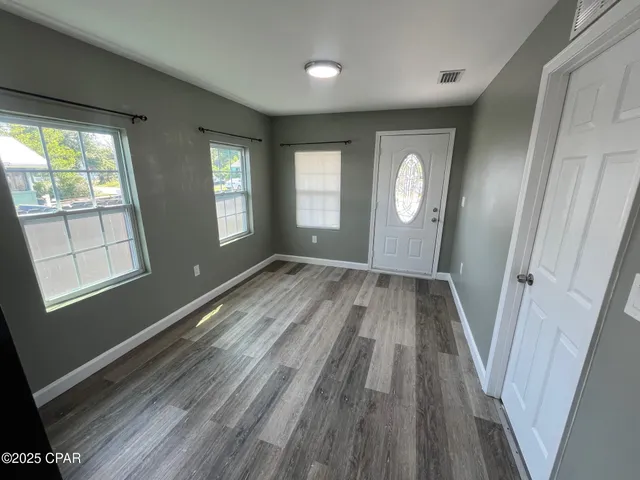 $1,600 | 1706 Lake Avenue, Unit B, Panama City, FL 32401