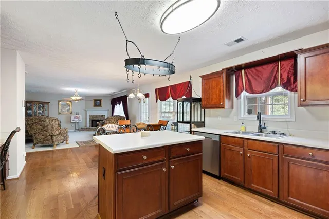 $399,999 | 103 East Skyline View, Dallas, GA 30157