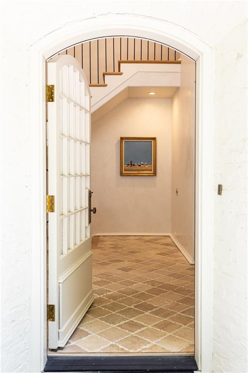 300 Blackland Road Northwest Atlanta, GA 30342 - Photo 5 of 75 Gallery Image 5