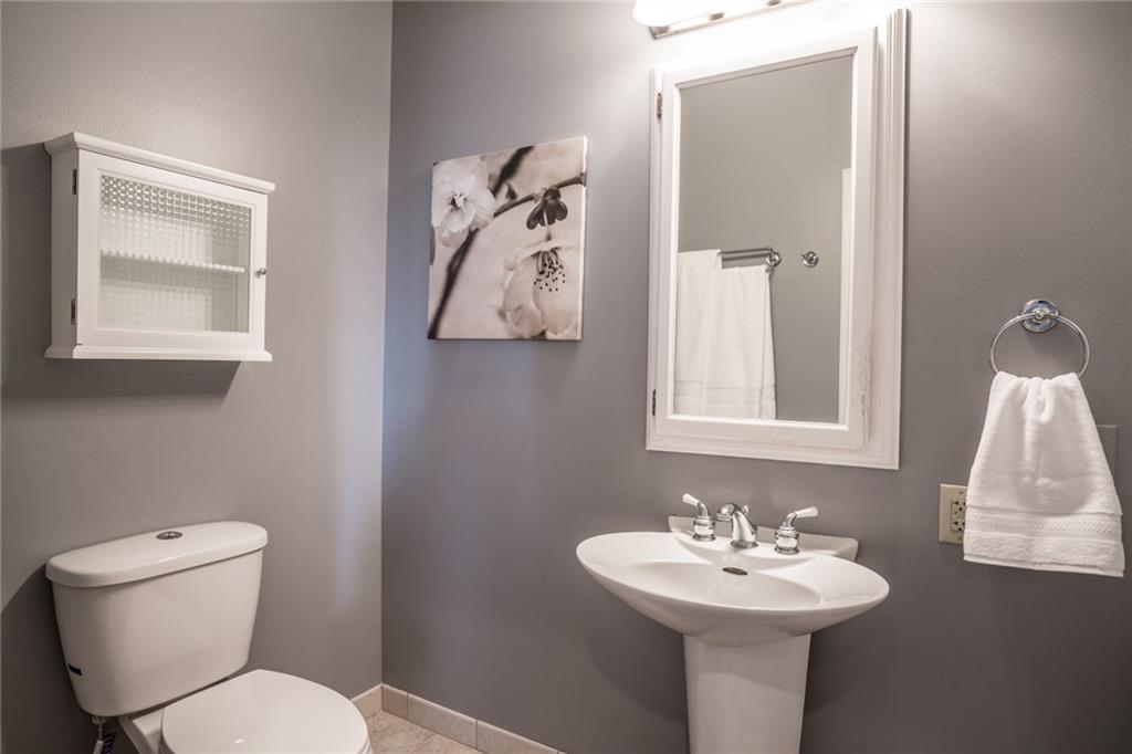 6370 Allisonville Road Indianapolis, IN 46220 - Photo 16 of 34 Gallery Image 16