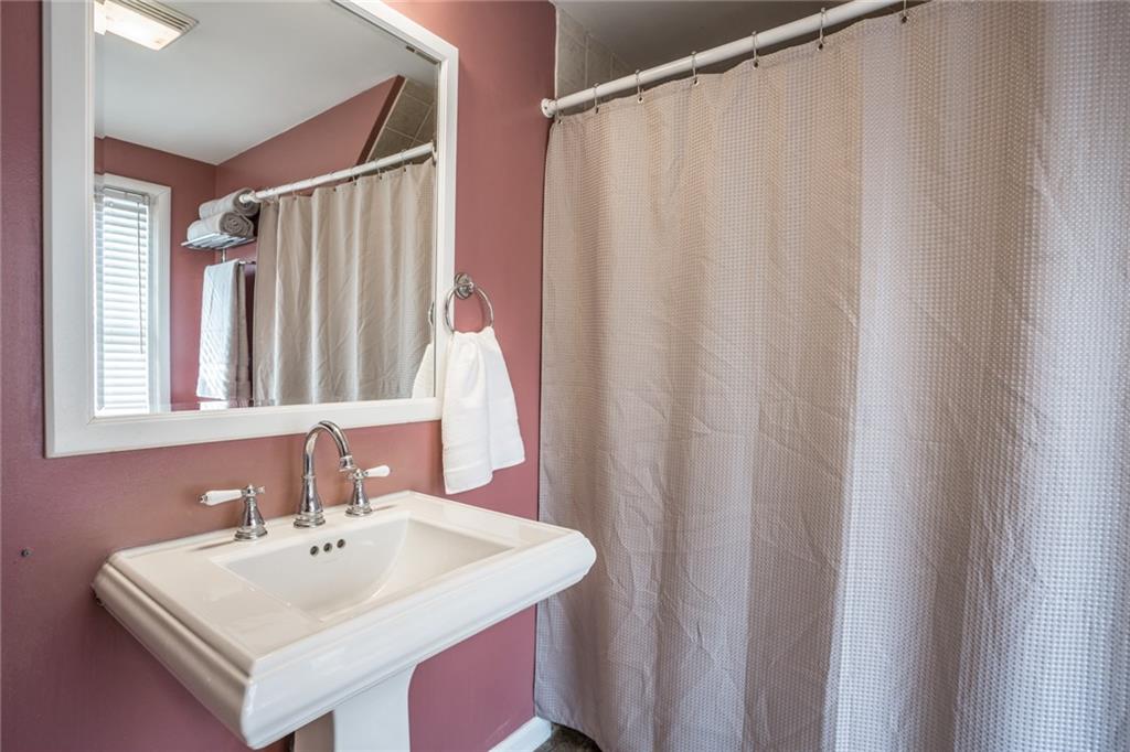 6370 Allisonville Road Indianapolis, IN 46220 - Photo 20 of 34 Gallery Image 20