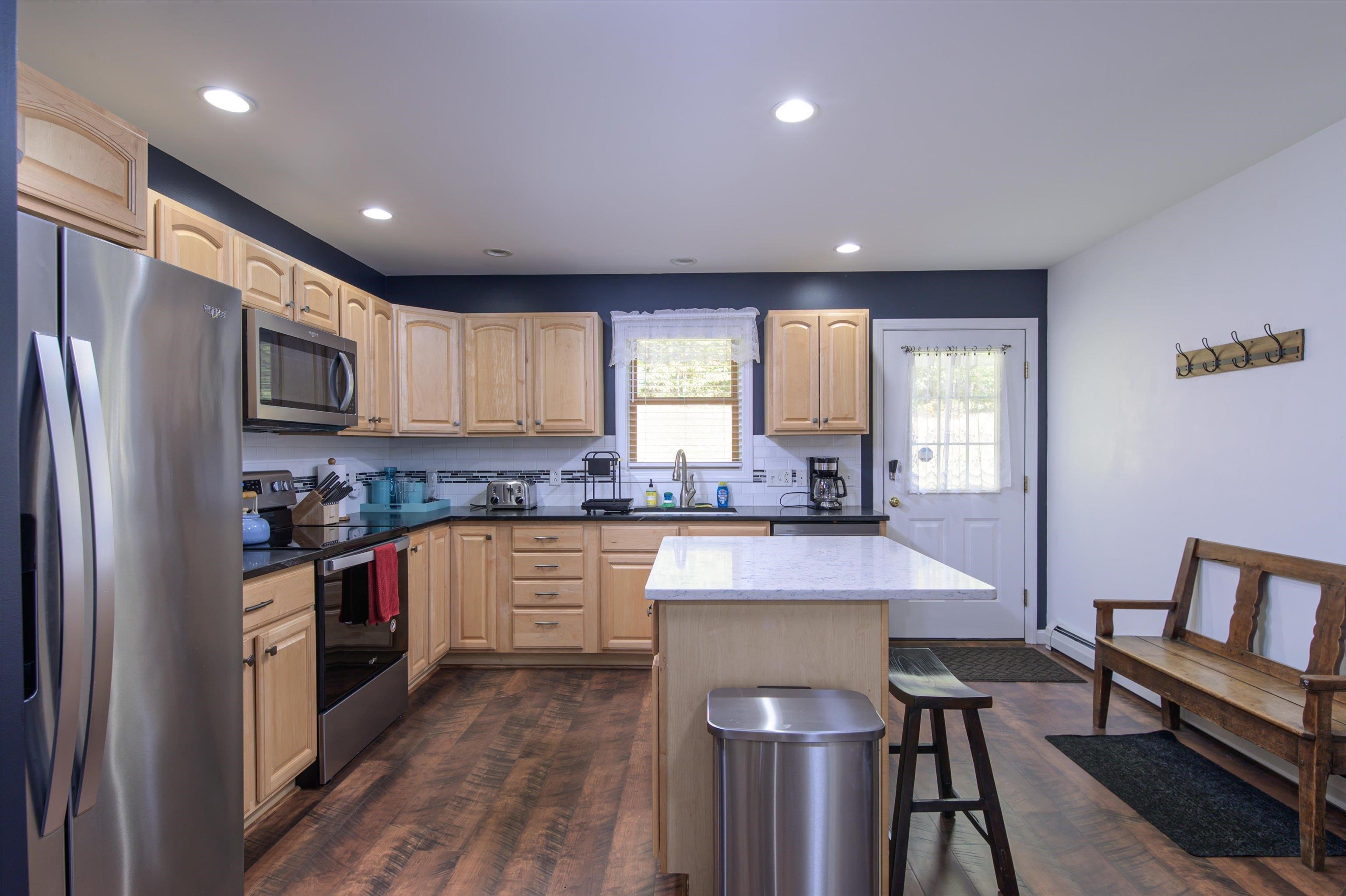 41 Reservoir Road Springfield, VT 05156 - Photo 11 of 31