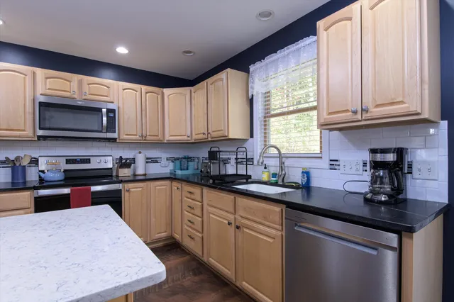 $425,000 | 41 Reservoir Road, Springfield, VT 05156