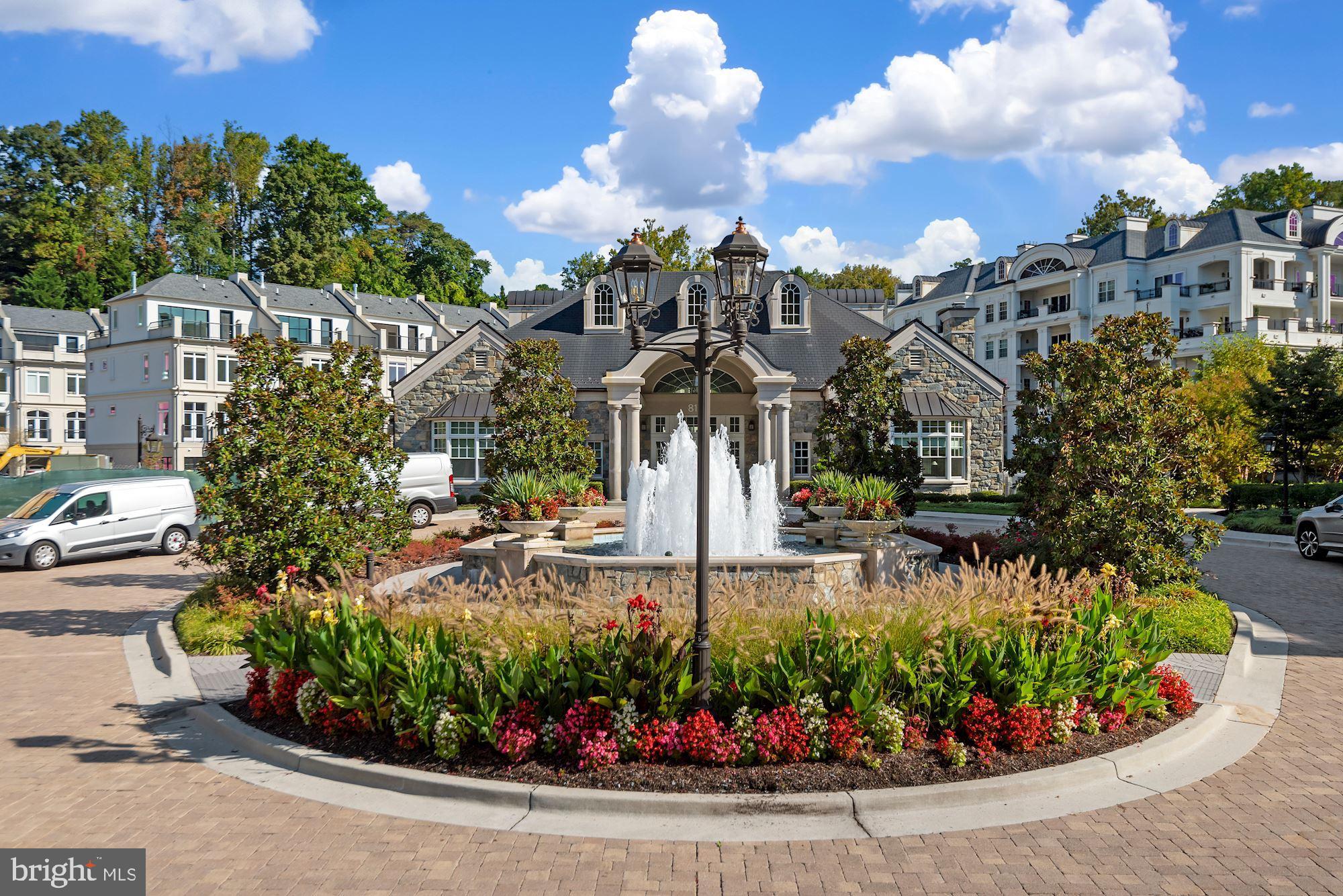 8111 River Road, Unit 131 Bethesda, MD 20817 - Photo 38 of 59 Grand center fountain
