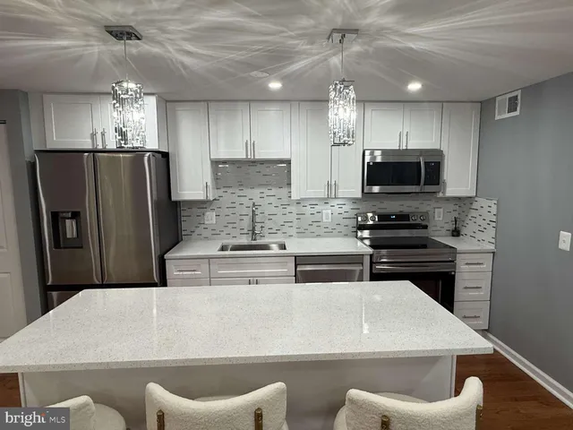 $259,900 | 19625 Gunners Branch Road, Unit F, Germantown, MD 20876