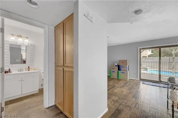 $2,490 | 6644 West Pepperidge Way, Las Vegas, NV 89108