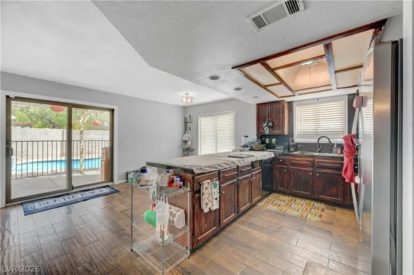 $2,490 | 6644 West Pepperidge Way, Las Vegas, NV 89108