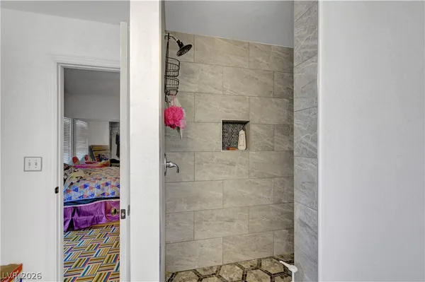 $2,490 | 6644 West Pepperidge Way, Las Vegas, NV 89108
