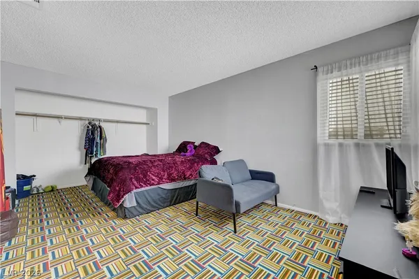 $2,490 | 6644 West Pepperidge Way, Las Vegas, NV 89108
