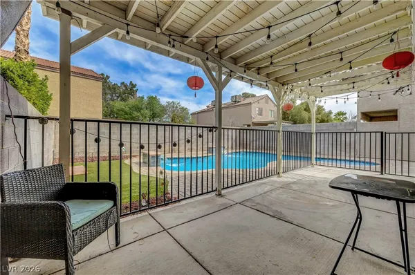 $2,490 | 6644 West Pepperidge Way, Las Vegas, NV 89108