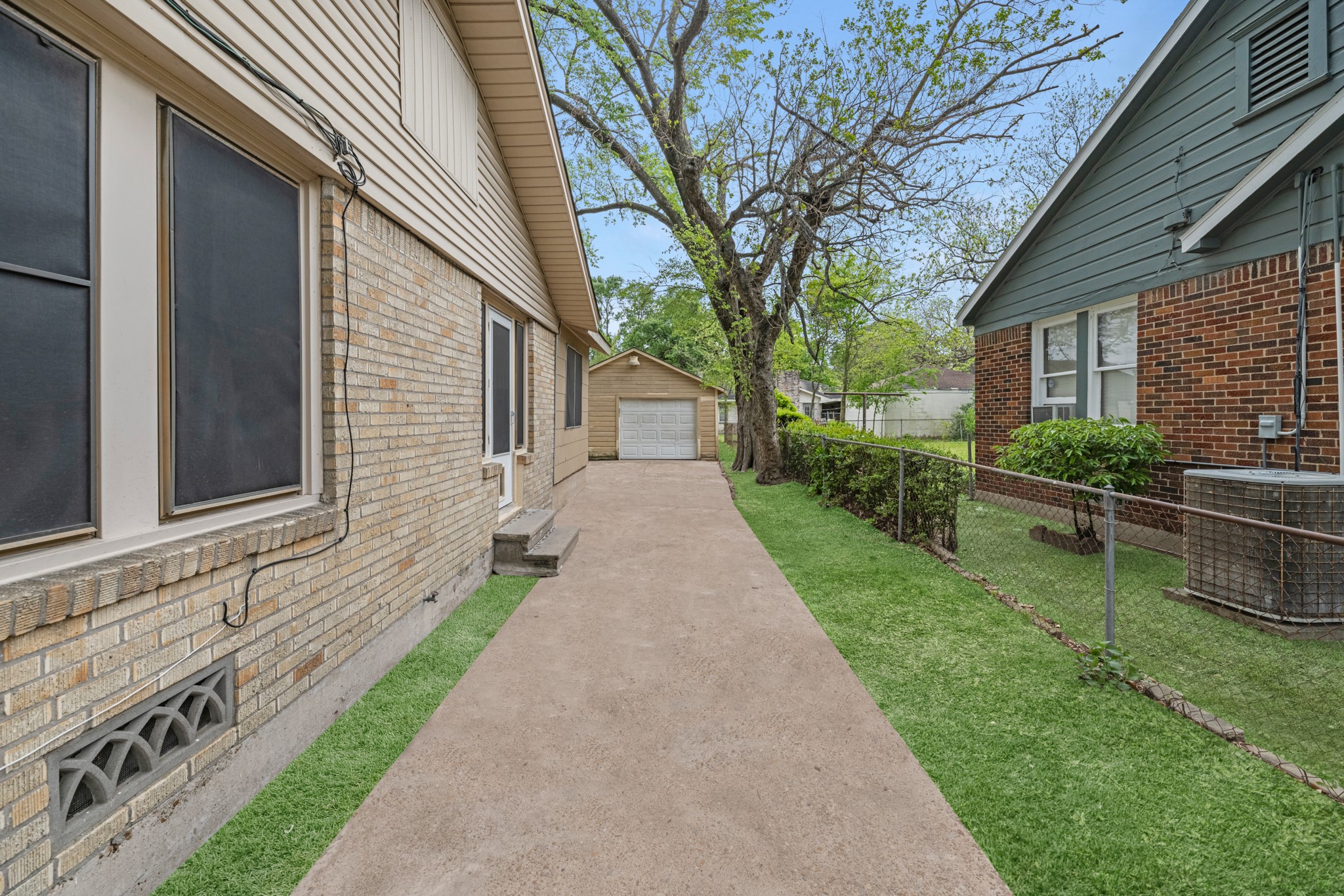 512 Gale Street Houston, TX 77009 - Photo 5 of 22
