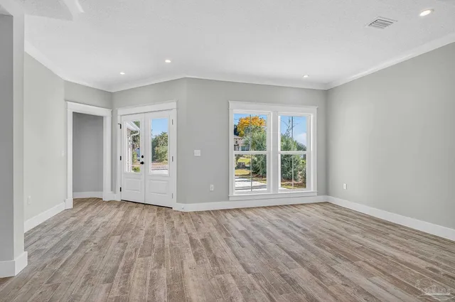 $715,000 | 907 Bay Boulevard, Pensacola, FL 32503