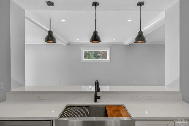 $715,000 | 907 Bay Boulevard, Pensacola, FL 32503